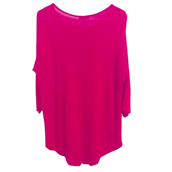 Great Northwest Indigo Woman’s Fuschia 3/4 Sleeve Top with Embroidered Detail - Picture 2 of 6